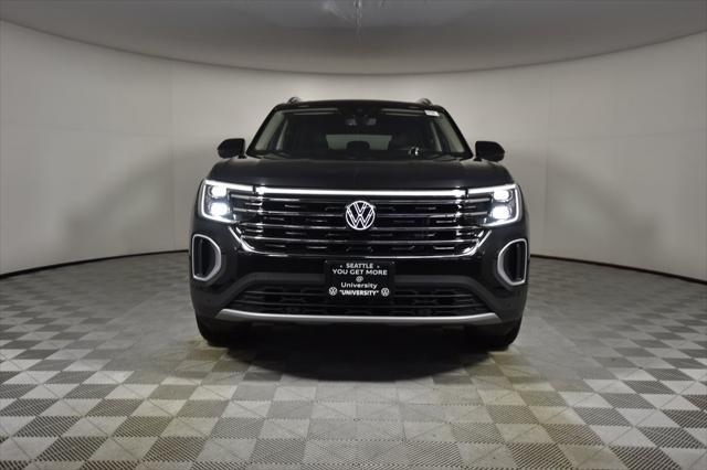 new 2025 Volkswagen Atlas car, priced at $51,239