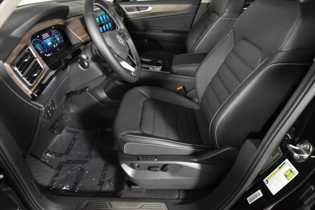 new 2025 Volkswagen Atlas car, priced at $51,239