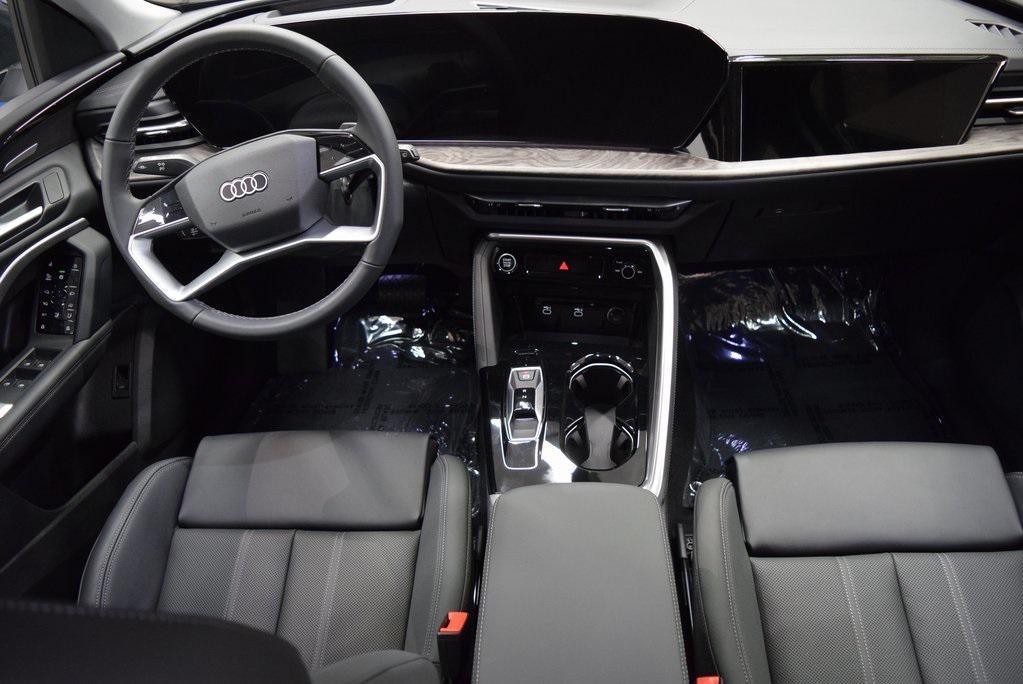 new 2025 Audi Q5 car, priced at $64,460