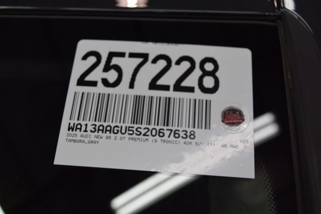 new 2025 Audi Q5 car, priced at $64,460