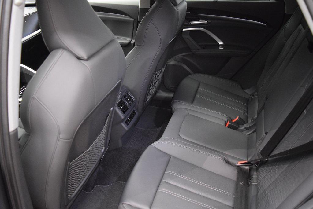 new 2025 Audi Q5 car, priced at $64,460