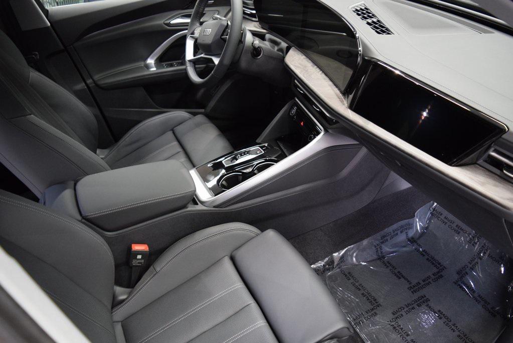 new 2025 Audi Q5 car, priced at $64,460