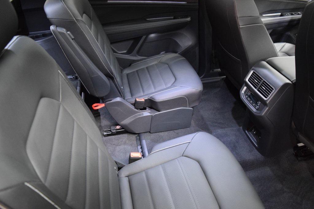 new 2026 Volkswagen Atlas car, priced at $53,489