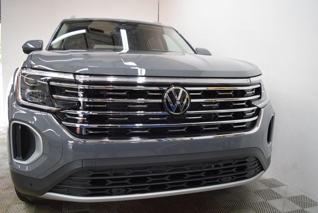 new 2026 Volkswagen Atlas car, priced at $53,489