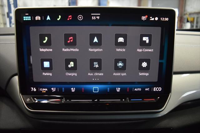 new 2025 Volkswagen ID.4 car, priced at $59,376