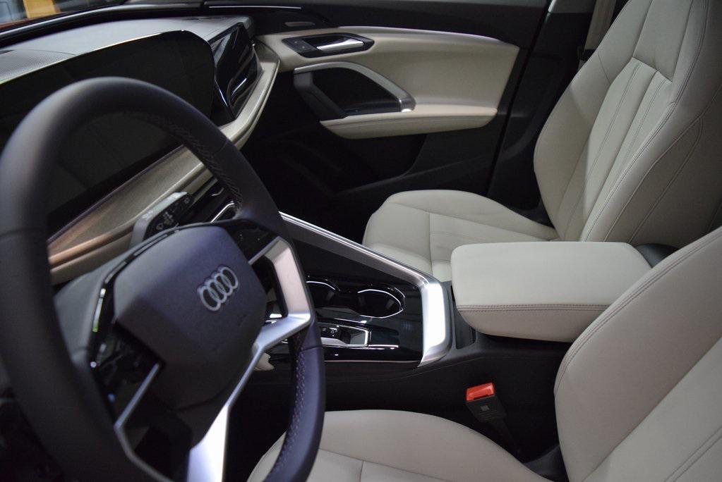 new 2025 Audi Q5 car, priced at $60,440