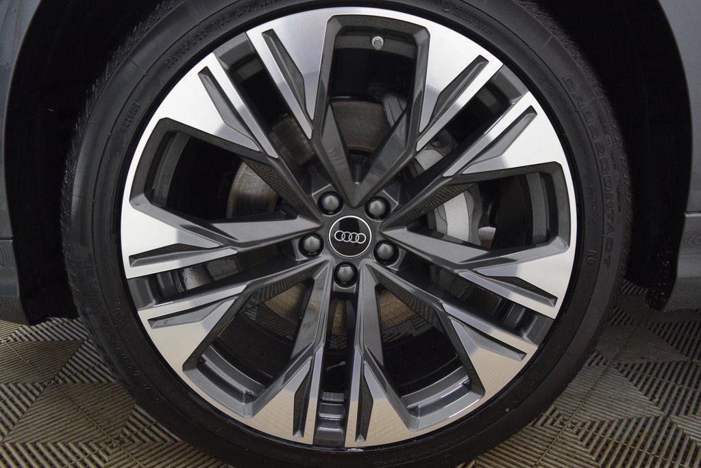 new 2025 Audi Q8 car, priced at $83,970