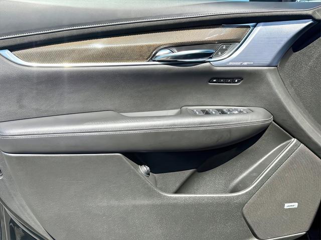 used 2020 Cadillac XT6 car, priced at $31,999
