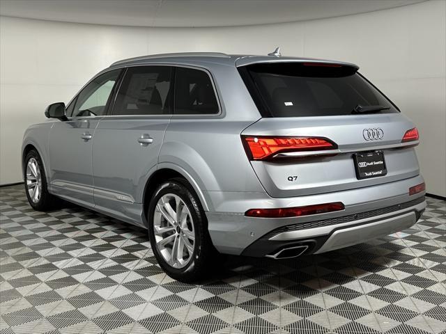 new 2025 Audi Q7 car, priced at $81,140