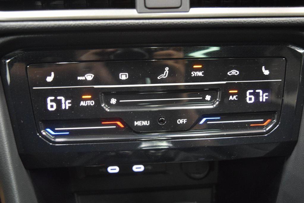 new 2025 Volkswagen Taos car, priced at $34,361