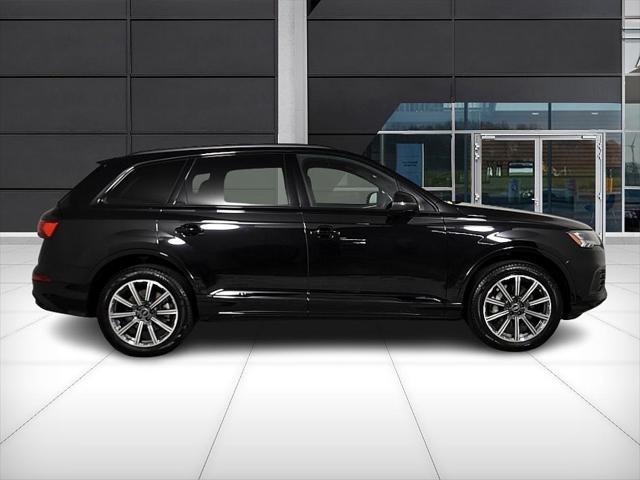 used 2024 Audi Q7 car, priced at $55,999