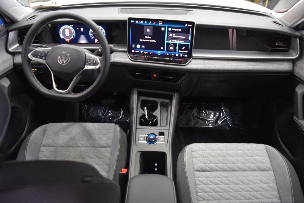 new 2025 Volkswagen Tiguan car, priced at $33,877