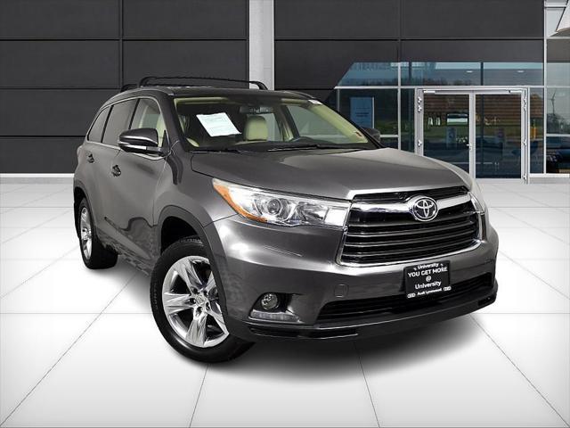 used 2015 Toyota Highlander car, priced at $21,499