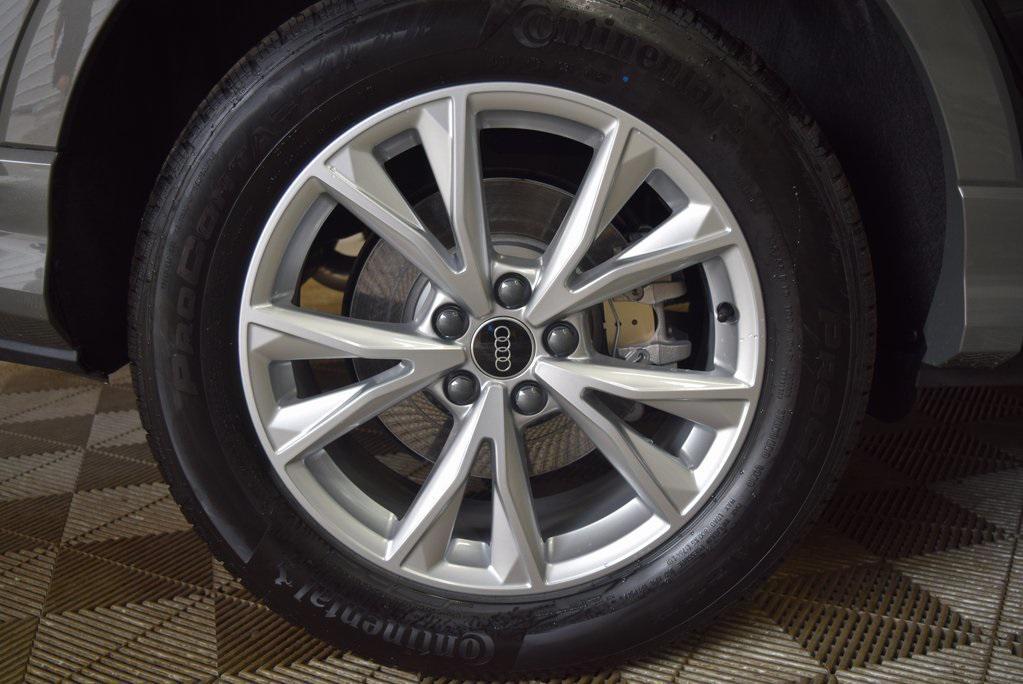 new 2025 Audi Q3 car, priced at $47,200