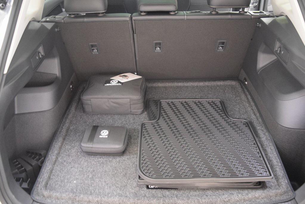 new 2025 Volkswagen Tiguan car, priced at $37,576