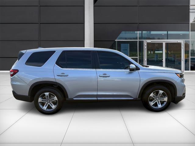 used 2023 Honda Pilot car, priced at $41,999