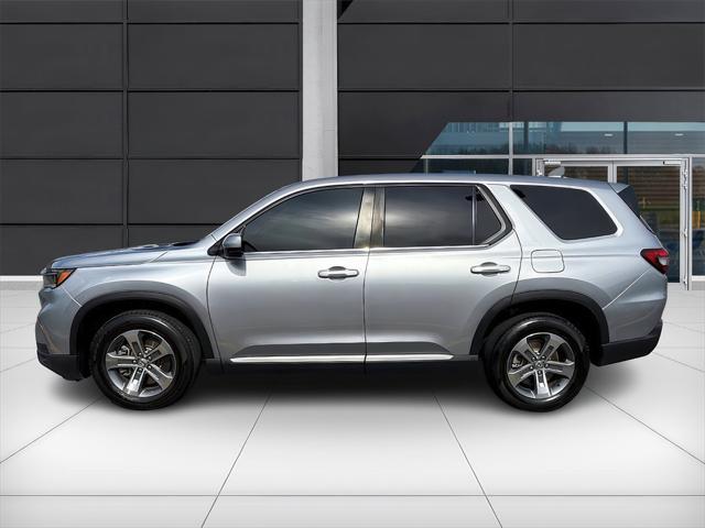 used 2023 Honda Pilot car, priced at $41,999
