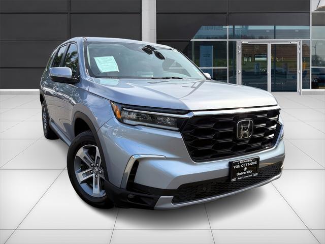 used 2023 Honda Pilot car, priced at $41,999