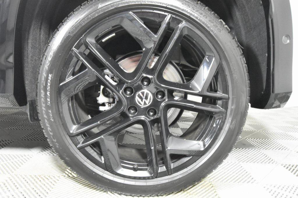 new 2025 Volkswagen Tiguan car, priced at $39,241