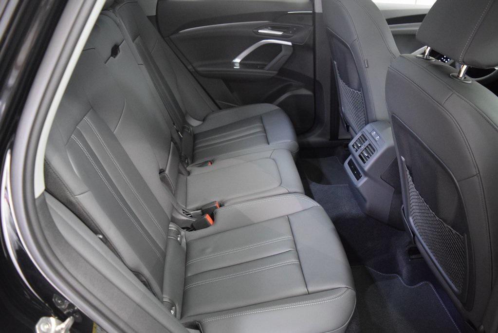 new 2025 Audi Q5 car, priced at $58,100