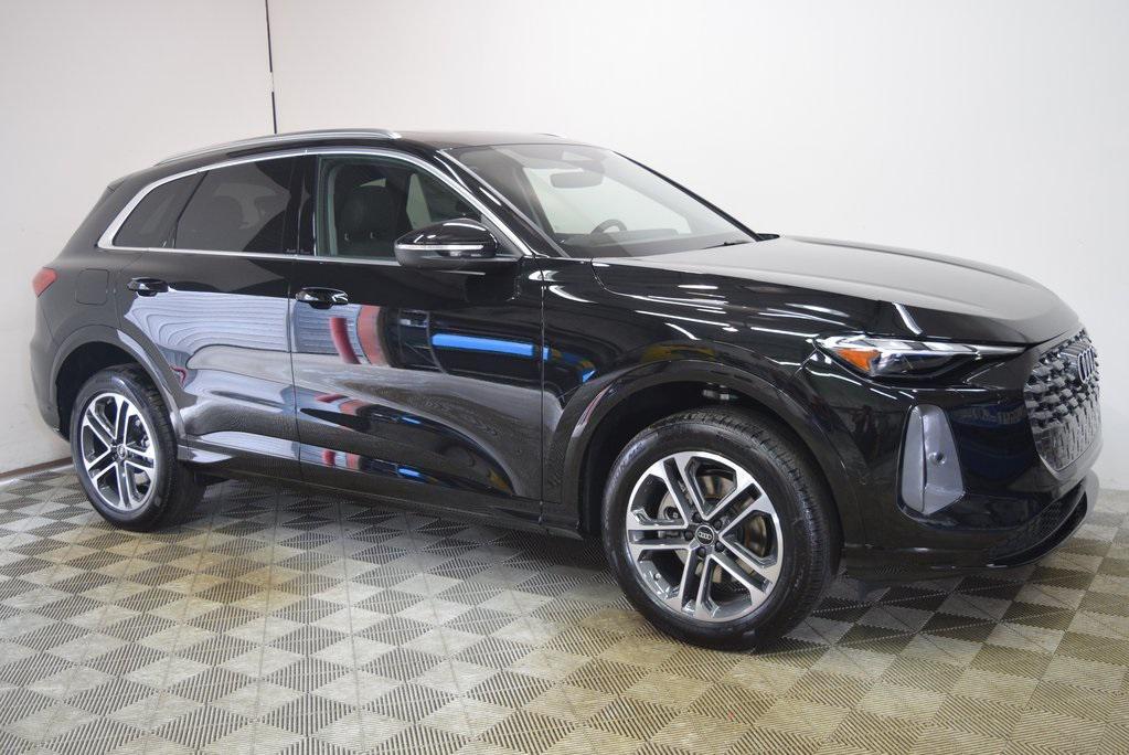 new 2025 Audi Q5 car, priced at $58,100