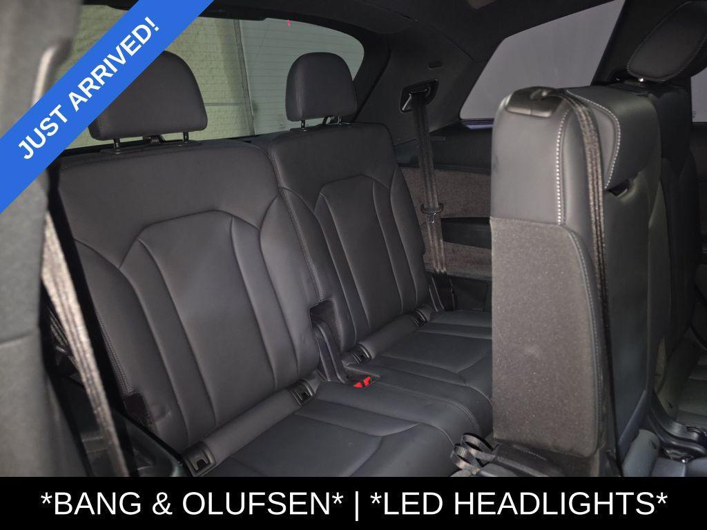 used 2025 Audi Q7 car, priced at $62,999
