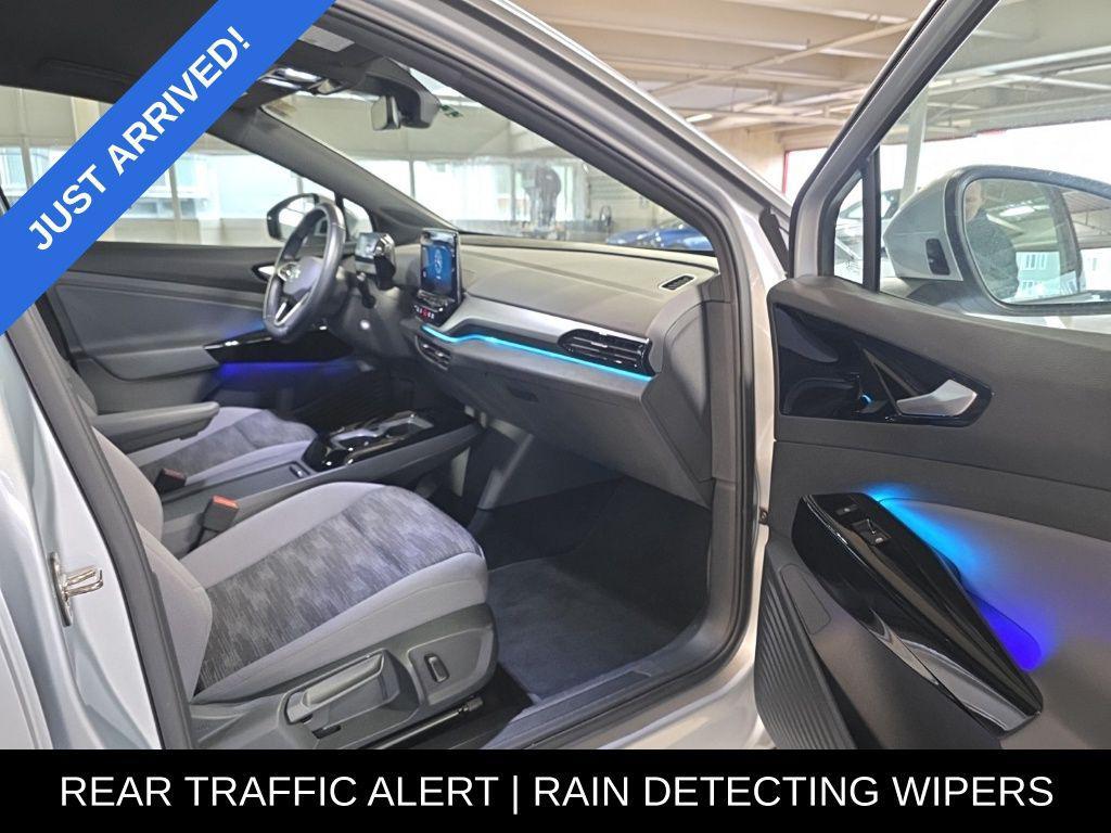 used 2022 Volkswagen ID.4 car, priced at $21,999