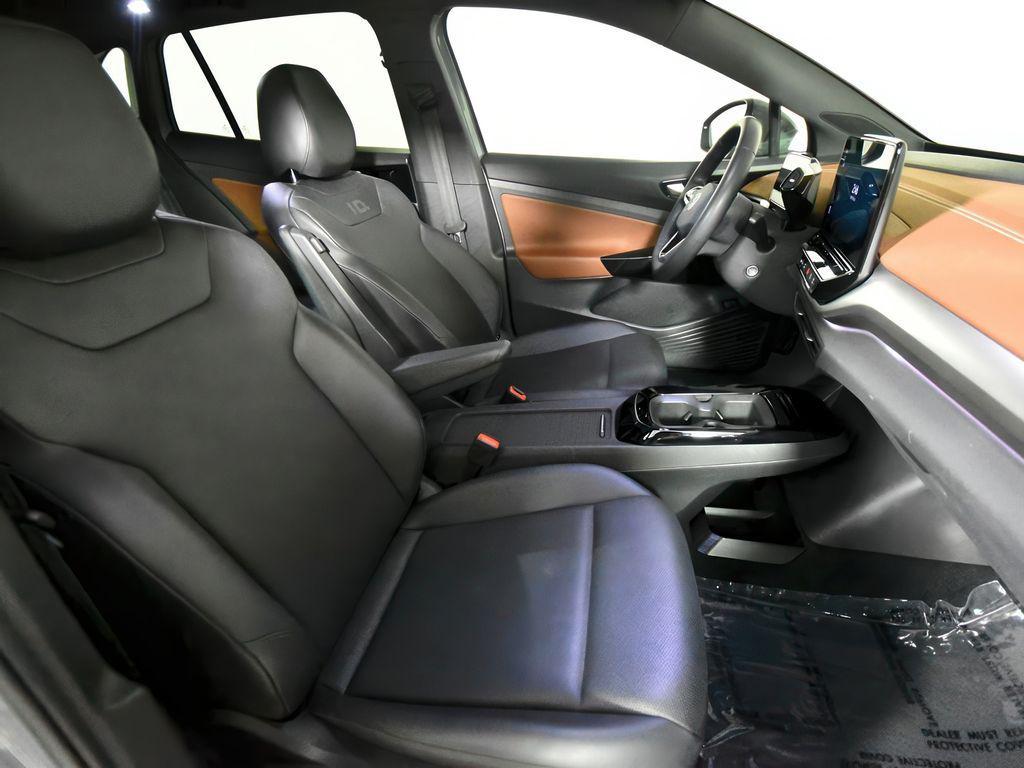 used 2021 Volkswagen ID.4 car, priced at $24,399