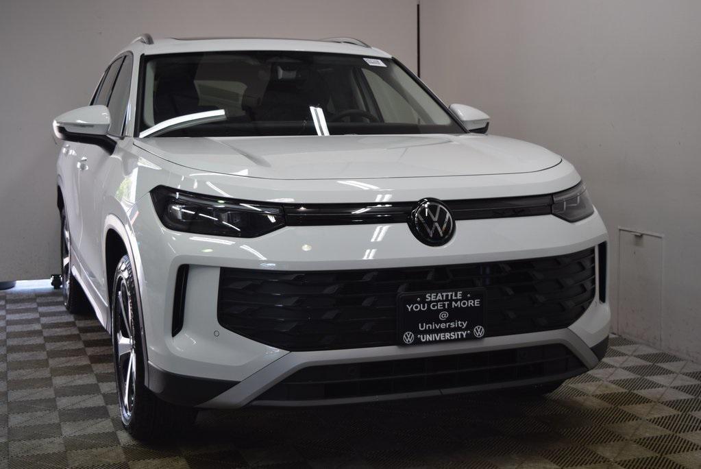 new 2025 Volkswagen Tiguan car, priced at $37,576
