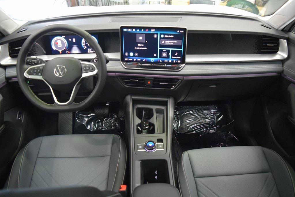 new 2025 Volkswagen Tiguan car, priced at $37,576