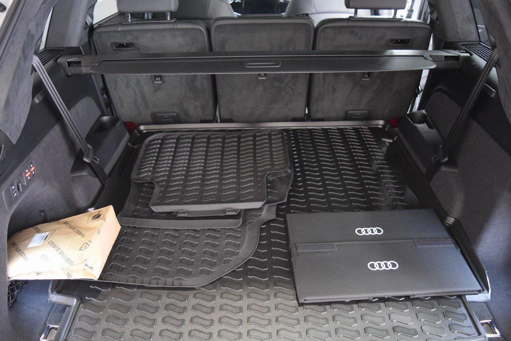 new 2026 Audi SQ7 car, priced at $110,520