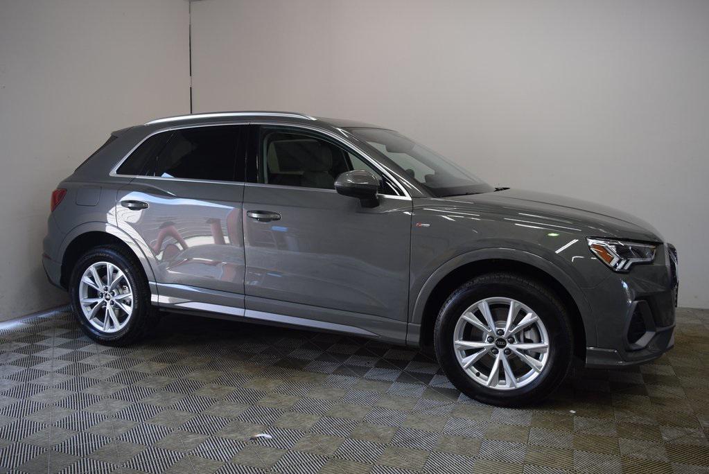new 2025 Audi Q3 car, priced at $47,450