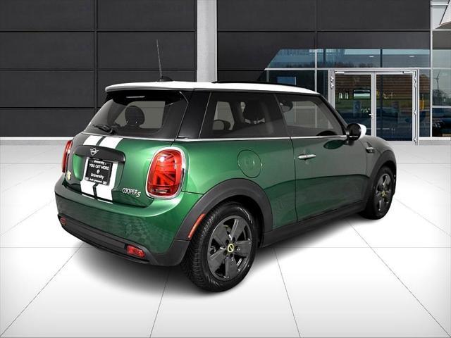 used 2022 MINI Hardtop car, priced at $18,499