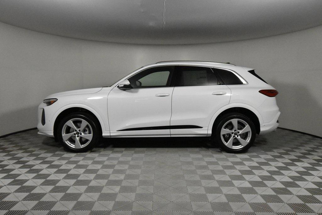 new 2025 Audi Q5 car, priced at $60,975