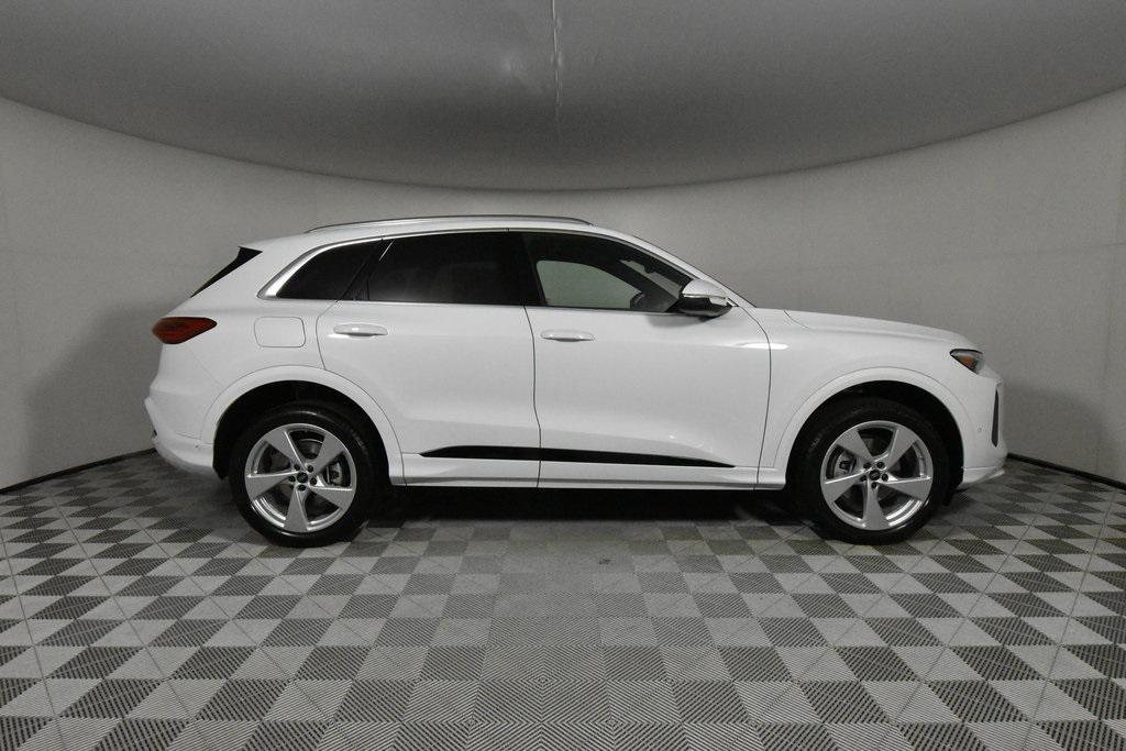 new 2025 Audi Q5 car, priced at $60,975