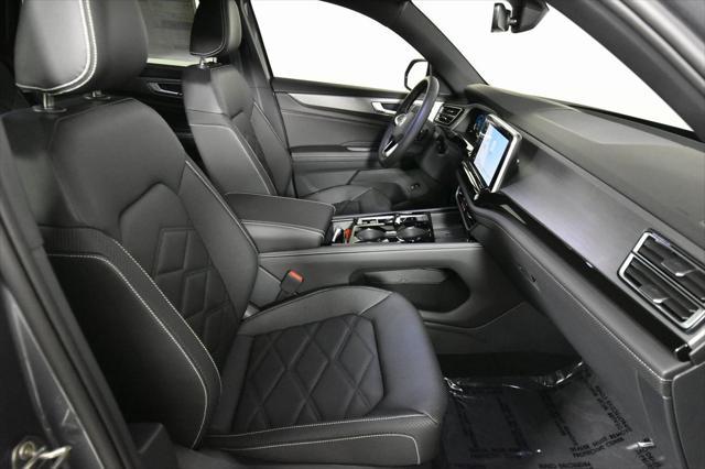 new 2025 Volkswagen Atlas Cross Sport car, priced at $45,656
