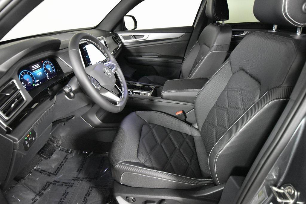 new 2025 Volkswagen Atlas Cross Sport car, priced at $45,656
