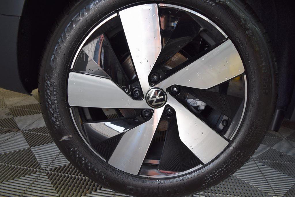 new 2025 Volkswagen Taos car, priced at $28,416