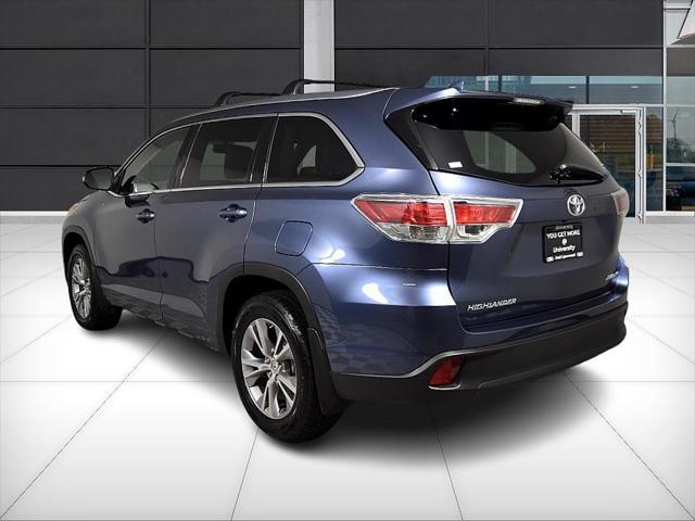 used 2015 Toyota Highlander car, priced at $22,999