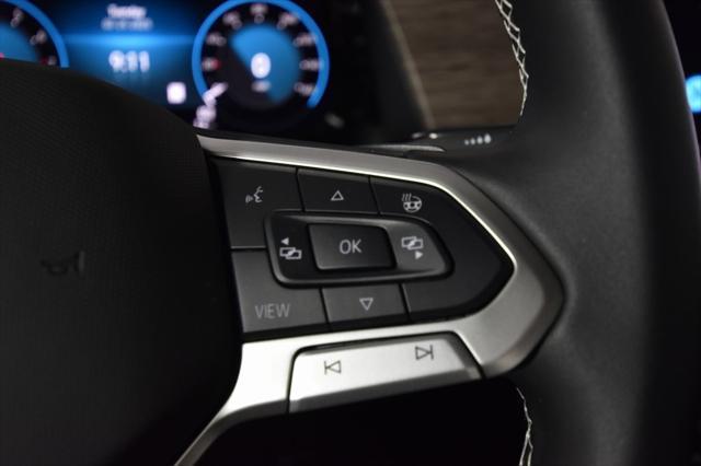 new 2025 Volkswagen Atlas car, priced at $51,704