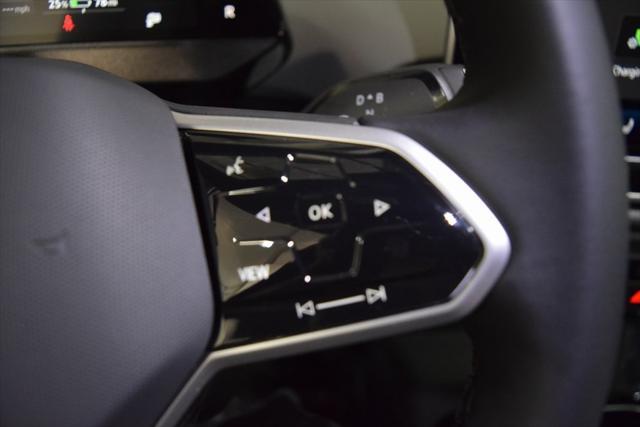 new 2025 Volkswagen ID.4 car, priced at $51,076