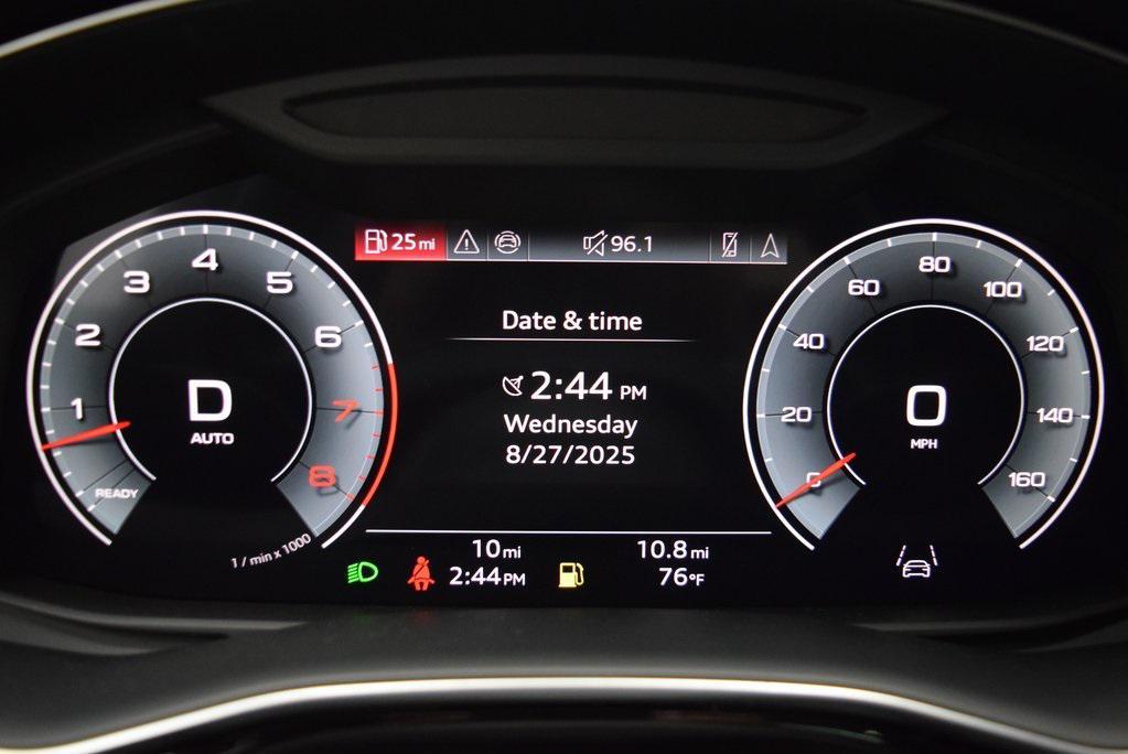 new 2025 Audi Q7 car, priced at $84,260
