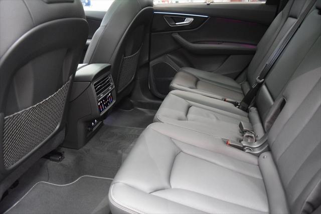 new 2025 Audi Q7 car, priced at $77,750