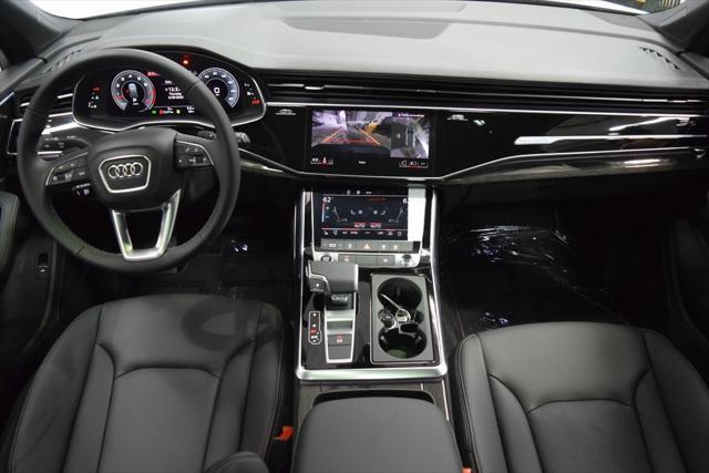 new 2025 Audi Q7 car, priced at $77,750