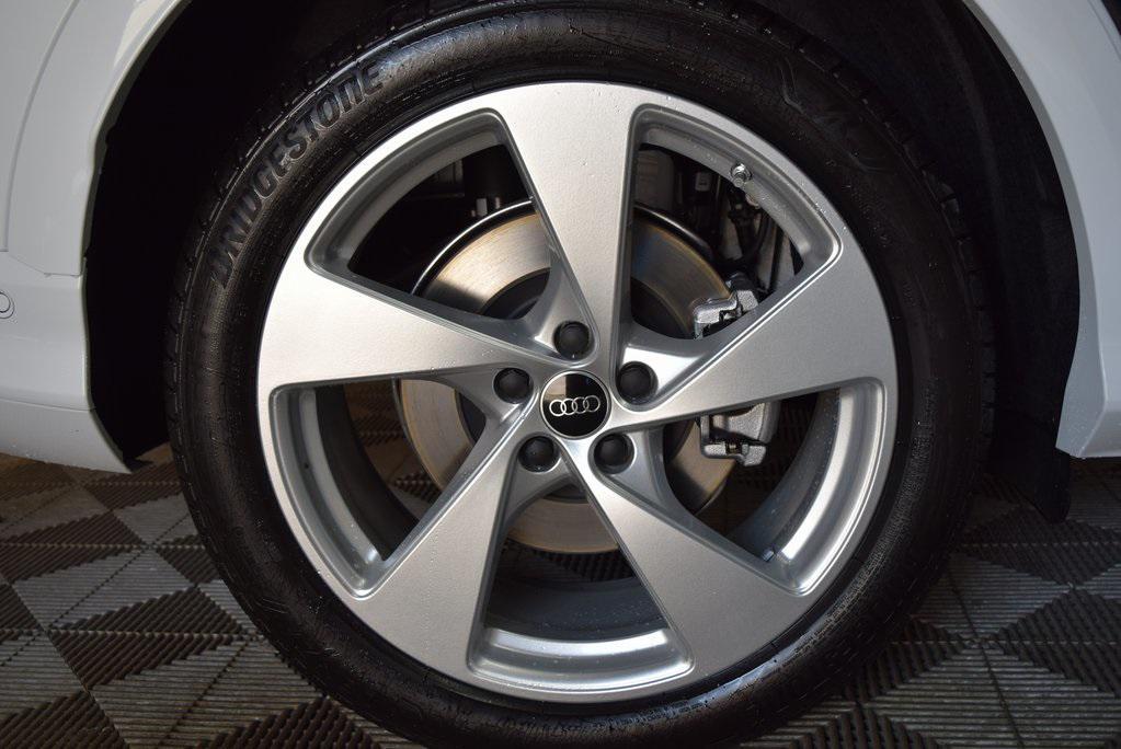 new 2025 Audi Q5 car, priced at $66,115