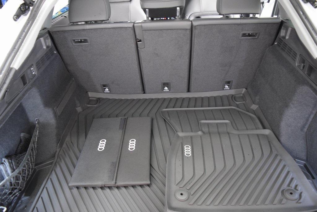 new 2025 Audi Q5 car, priced at $66,115