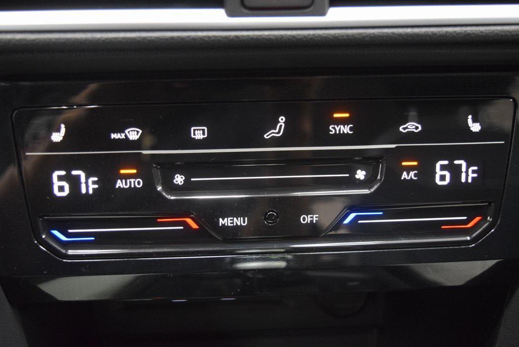 new 2025 Volkswagen Taos car, priced at $32,111