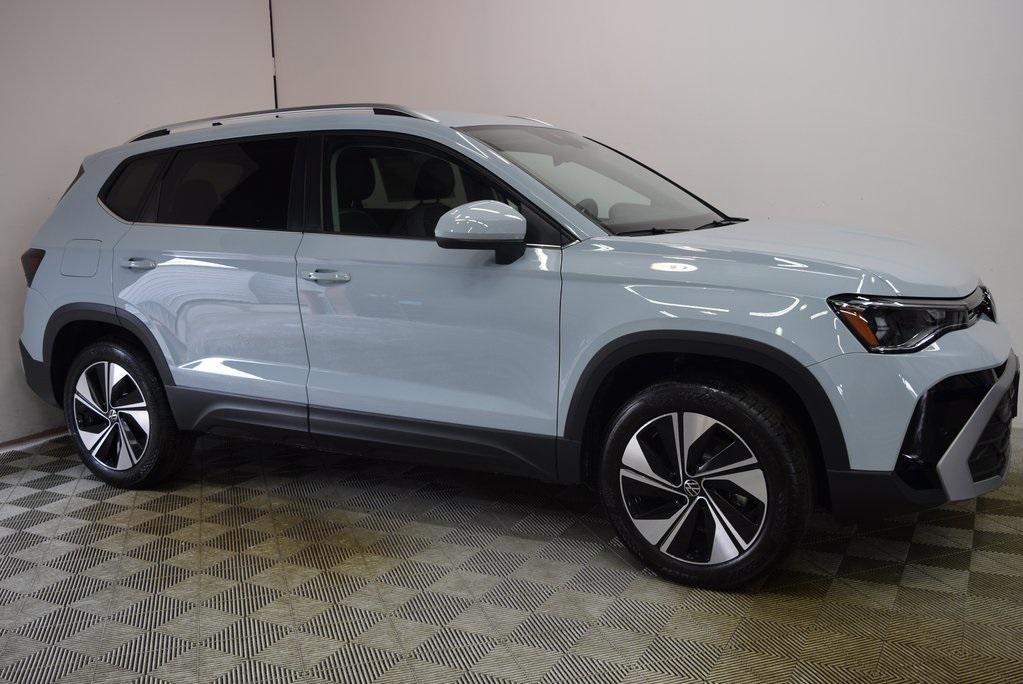new 2025 Volkswagen Taos car, priced at $32,111