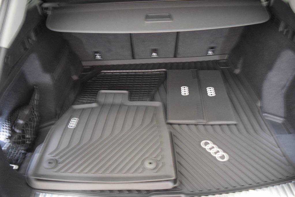 new 2025 Audi Q5 car, priced at $61,390