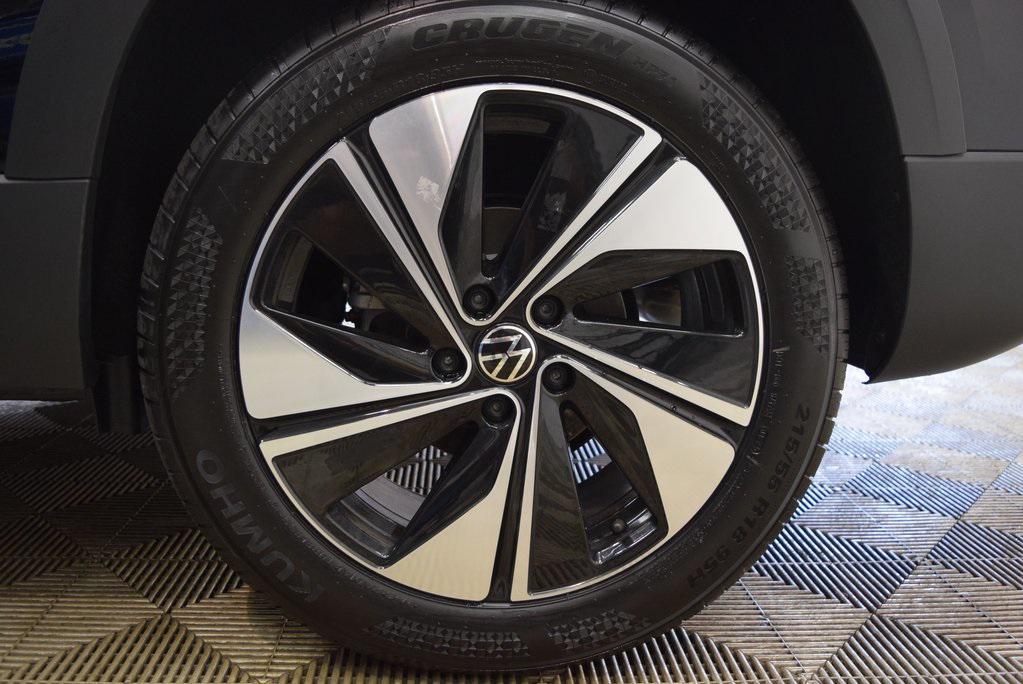 new 2025 Volkswagen Taos car, priced at $32,856